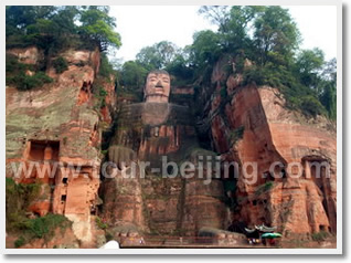 Chengdu Leshan Mt.Emei 2 Day Tour